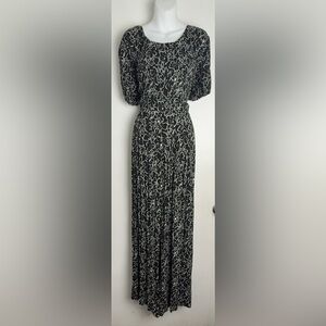 Elegant Black and White Patterned Jumpsuit